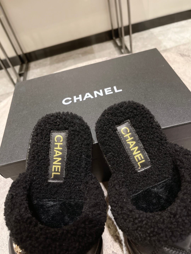 Chanel Slippers